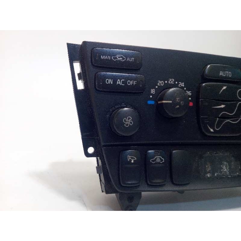Recambio de mando climatizador para volvo xc70 2.4 diesel cat referencia OEM IAM 30746022  
