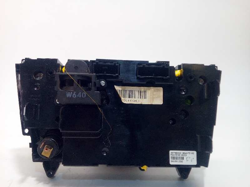 Recambio de mando climatizador para volvo xc70 2.4 diesel cat referencia OEM IAM 30746022  