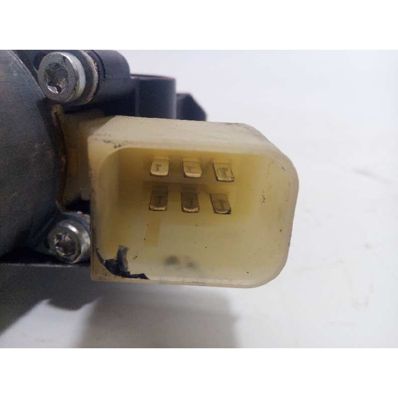 Recambio de elevalunas delantero izquierdo para volvo xc70 2.4 diesel cat referencia OEM IAM 31253719  