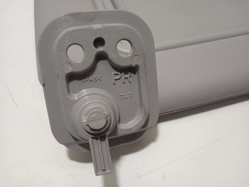 Recambio de parasol derecho para hyundai tucson referencia OEM IAM 85202D3510TTX  