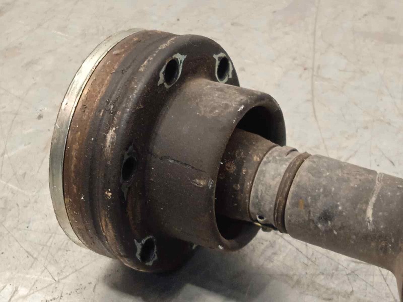 Recambio de transmision central para land rover evoque pure referencia OEM IAM LR031394  BJ327L190AB