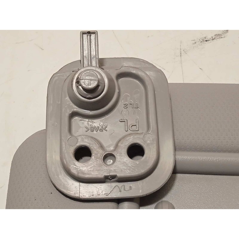 Recambio de parasol izquierdo para hyundai tucson referencia OEM IAM 85201D3500TTX  