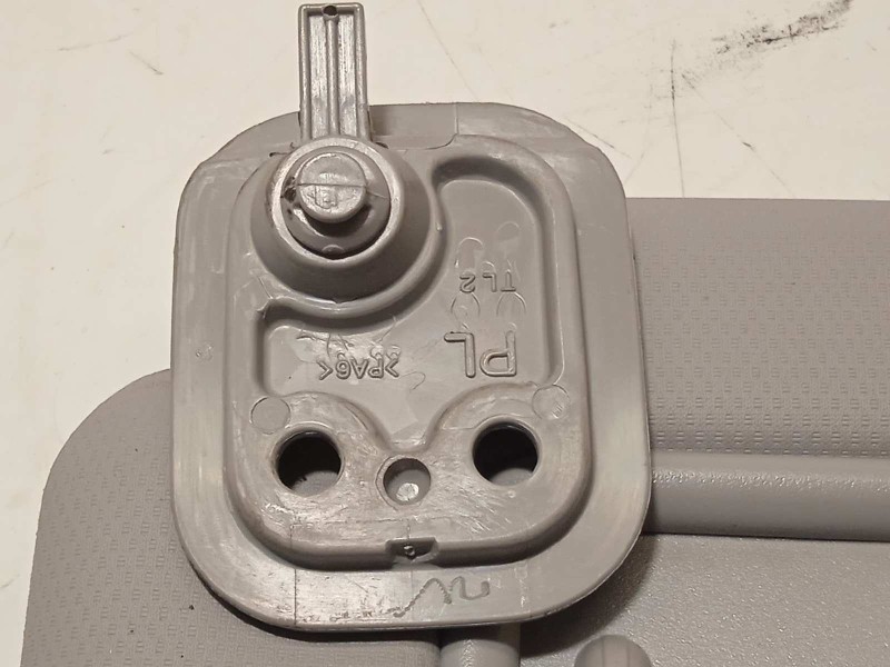 Recambio de parasol izquierdo para hyundai tucson referencia OEM IAM 85201D3500TTX  