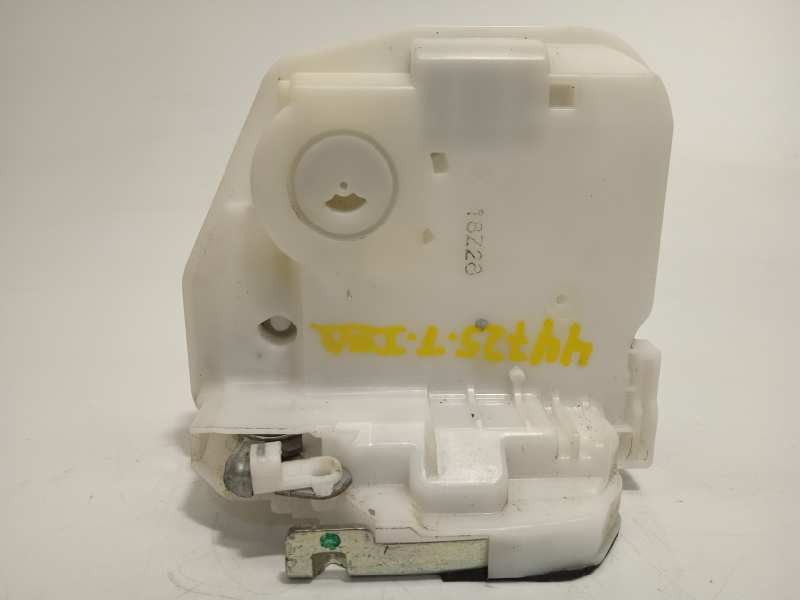 Recambio de cerradura puerta trasera izquierda para mitsubishi space star (a00) kaiteki referencia OEM IAM 5745A383S  