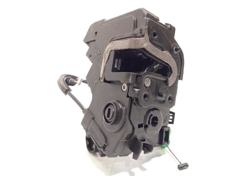 Recambio de cerradura puerta trasera derecha para peugeot 308 1.2 allure puretech referencia OEM IAM 9835418280  