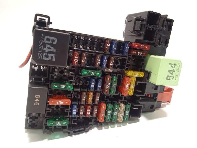 Recambio de caja reles / fusibles para volkswagen t-cross 1.0 tsi referencia OEM IAM 2Q0937615A  