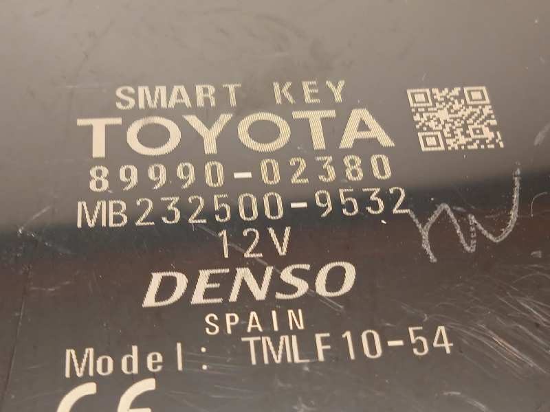Recambio de modulo electronico para toyota auris hybrid feel! edition referencia OEM IAM 8999002380  MB2325009532