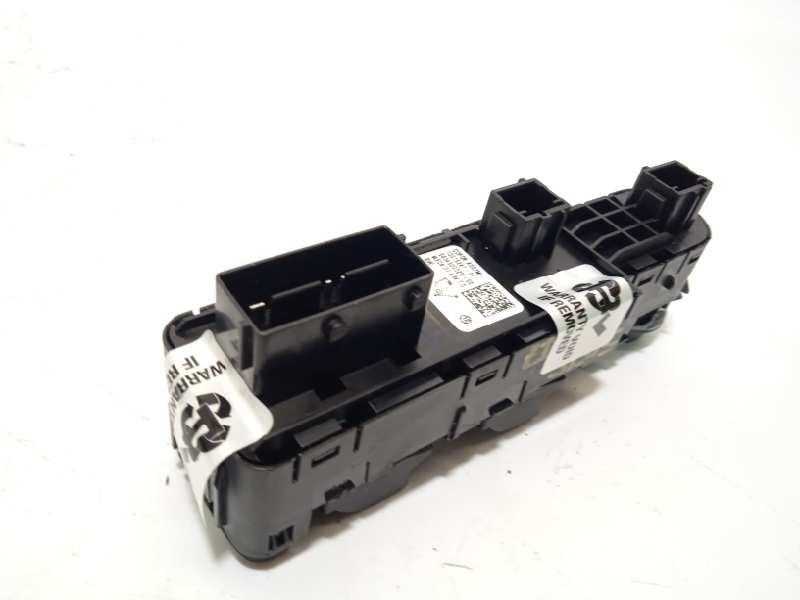 Recambio de mando elevalunas delantero izquierdo para peugeot 308 1.2 allure puretech referencia OEM IAM 98349233ZD  