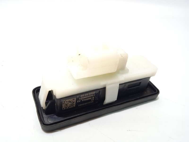 Recambio de maneta exterior porton para peugeot 308 1.2 allure puretech referencia OEM IAM 9820395580  