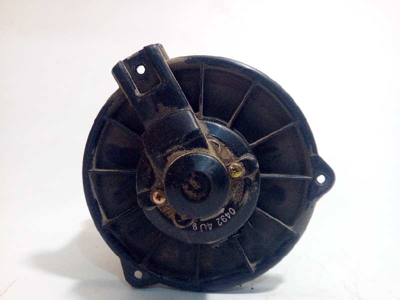 Recambio de motor calefaccion para mitsubishi l 200 (k6/7) 2.5 turbodiesel referencia OEM IAM MB918830  