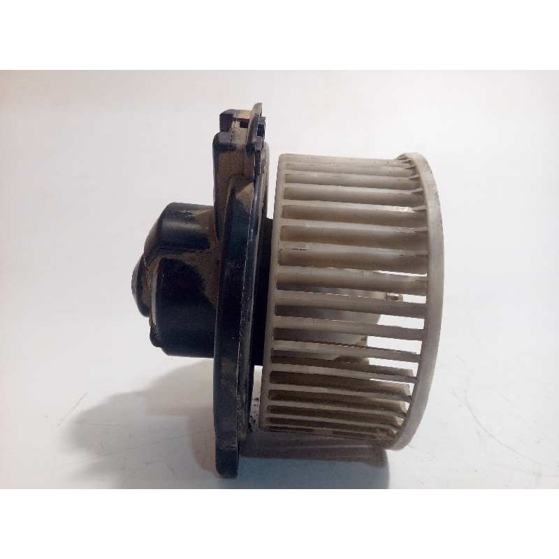 Recambio de motor calefaccion para mitsubishi l 200 (k6/7) 2.5 turbodiesel referencia OEM IAM MB918830  