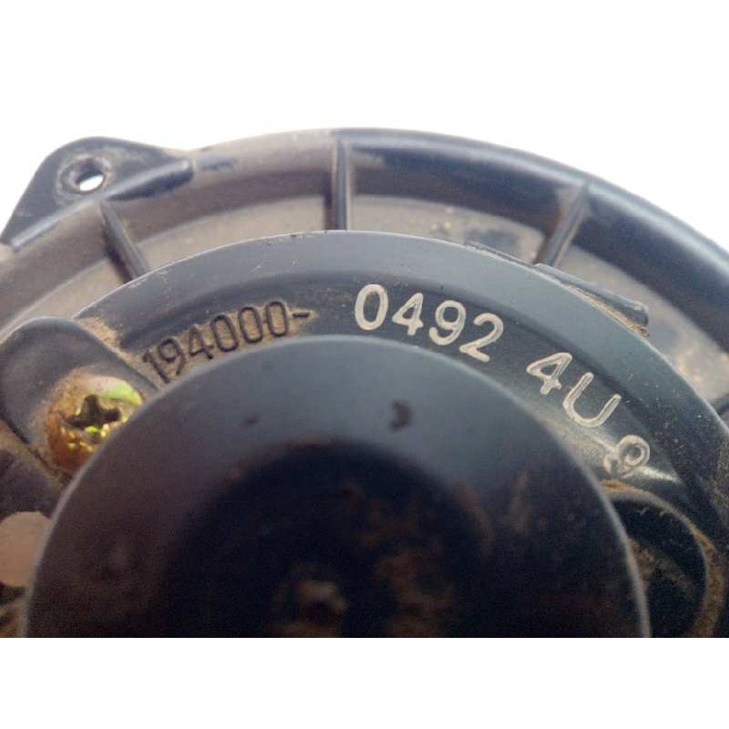 Recambio de motor calefaccion para mitsubishi l 200 (k6/7) 2.5 turbodiesel referencia OEM IAM MB918830  