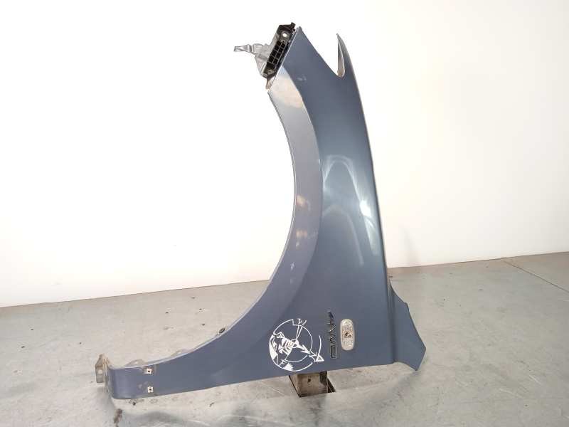 Recambio de aleta delantera izquierda para hyundai santa fe (bm) 2.2 crdi cat referencia OEM IAM 663102B270  