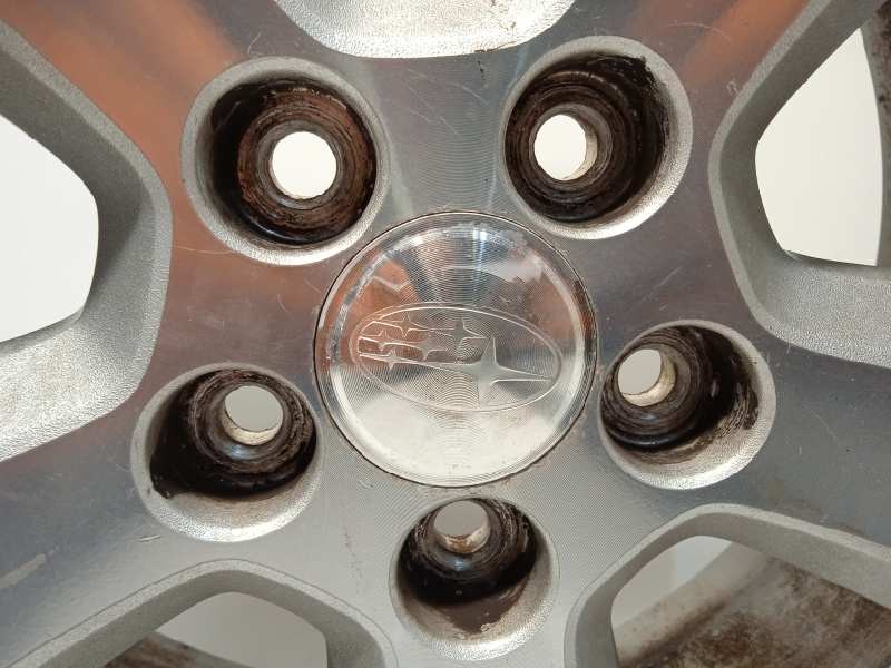 Recambio de llanta para subaru forester s12 2.0 diesel cat referencia OEM IAM 28111SC040  