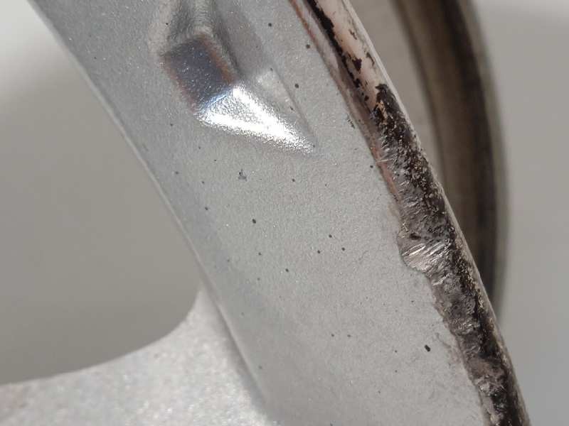 Recambio de llanta para subaru forester s12 2.0 diesel cat referencia OEM IAM 28111SC040  