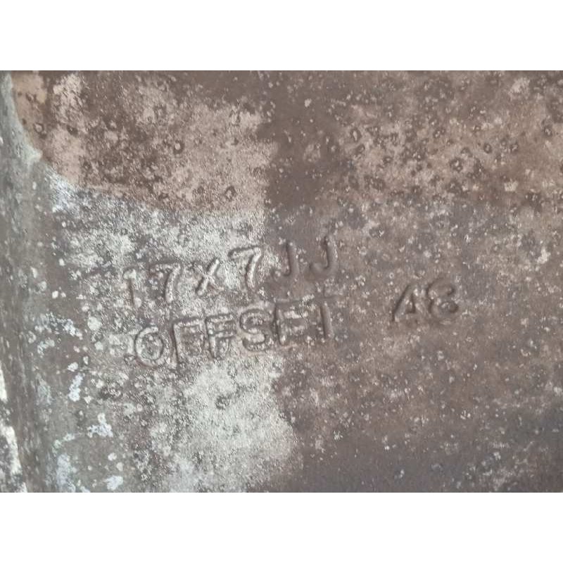 Recambio de llanta para subaru forester s12 2.0 diesel cat referencia OEM IAM 28111SC040  