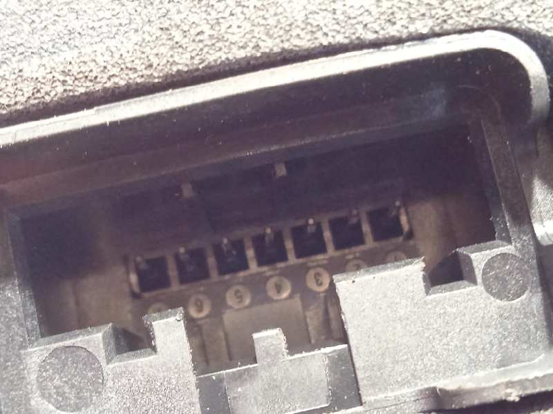 Recambio de cerradura puerta trasera derecha para volkswagen golf vii variant (bv5) advance bmt referencia OEM IAM 5TA839016L  