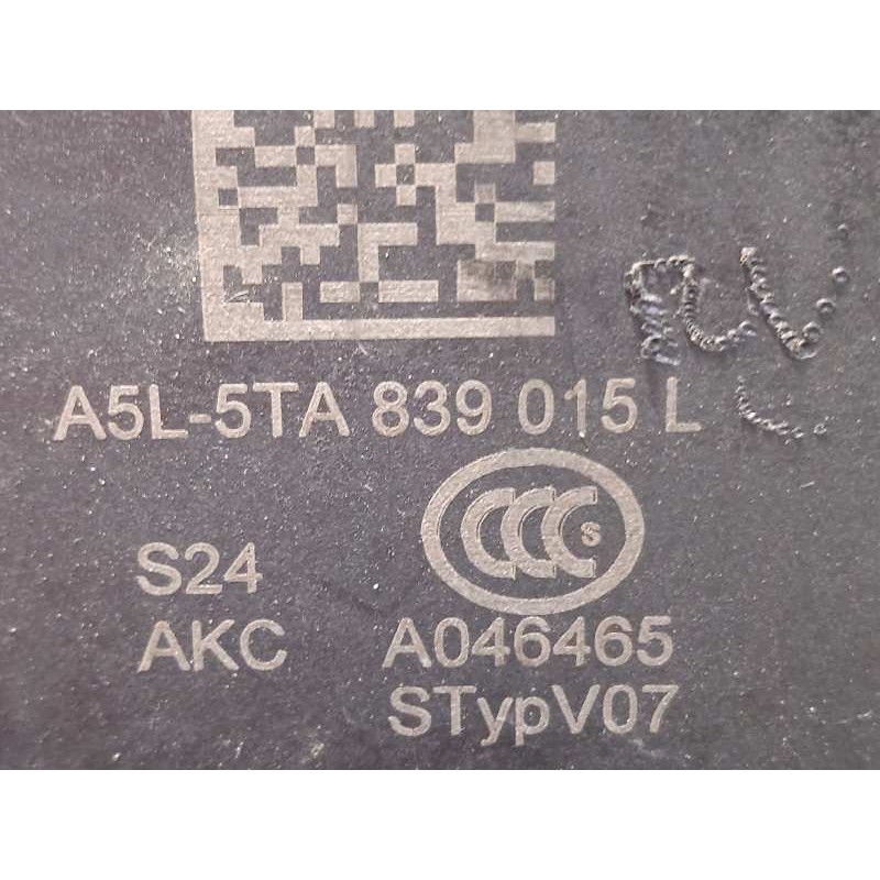 Recambio de cerradura puerta trasera izquierda para volkswagen golf vii variant (bv5) advance bmt referencia OEM IAM 5TA839015L 