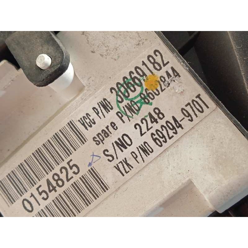 Recambio de cuadro instrumentos para volvo s40 berlina 1.6 cat referencia OEM IAM 30669182  30710071