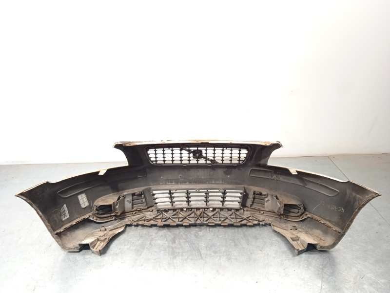 Recambio de paragolpes delantero para volvo s40 berlina 1.6 cat referencia OEM IAM 39988834  