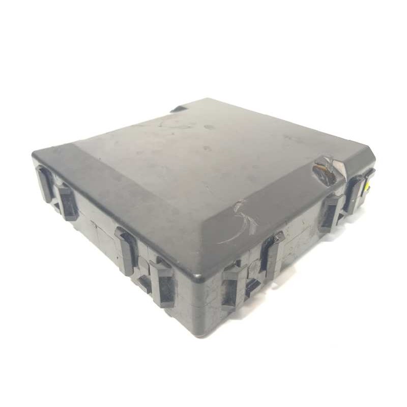 Recambio de modulo electronico para lexus rx 300(mcu35) 3.0 v6 cat referencia OEM IAM 8865048060  