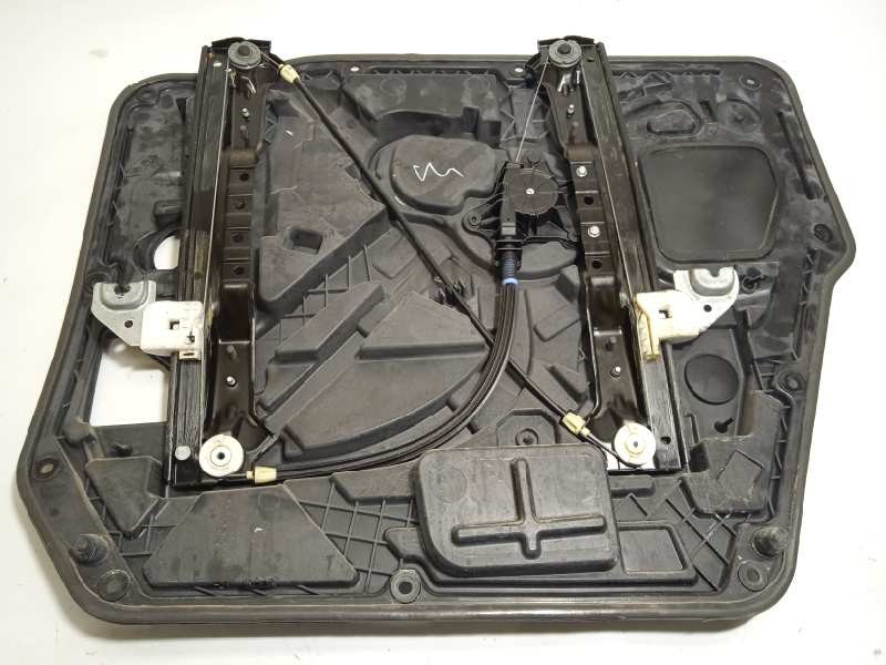 Recambio de elevalunas trasero derecho para chrysler grand voyager 2.8 crd cat referencia OEM IAM 68030718AA  