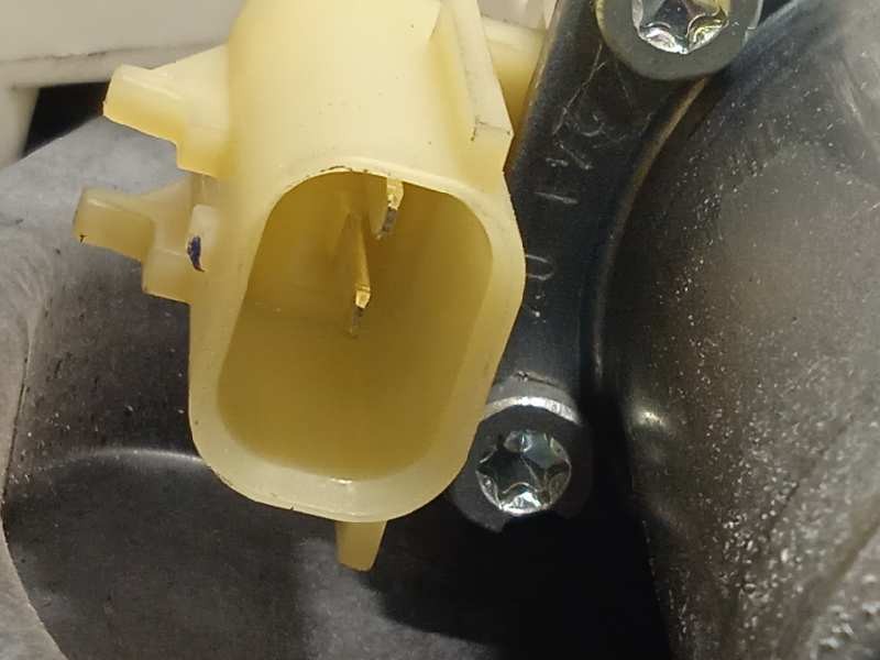 Recambio de elevalunas trasero derecho para chrysler grand voyager 2.8 crd cat referencia OEM IAM 68030718AA  