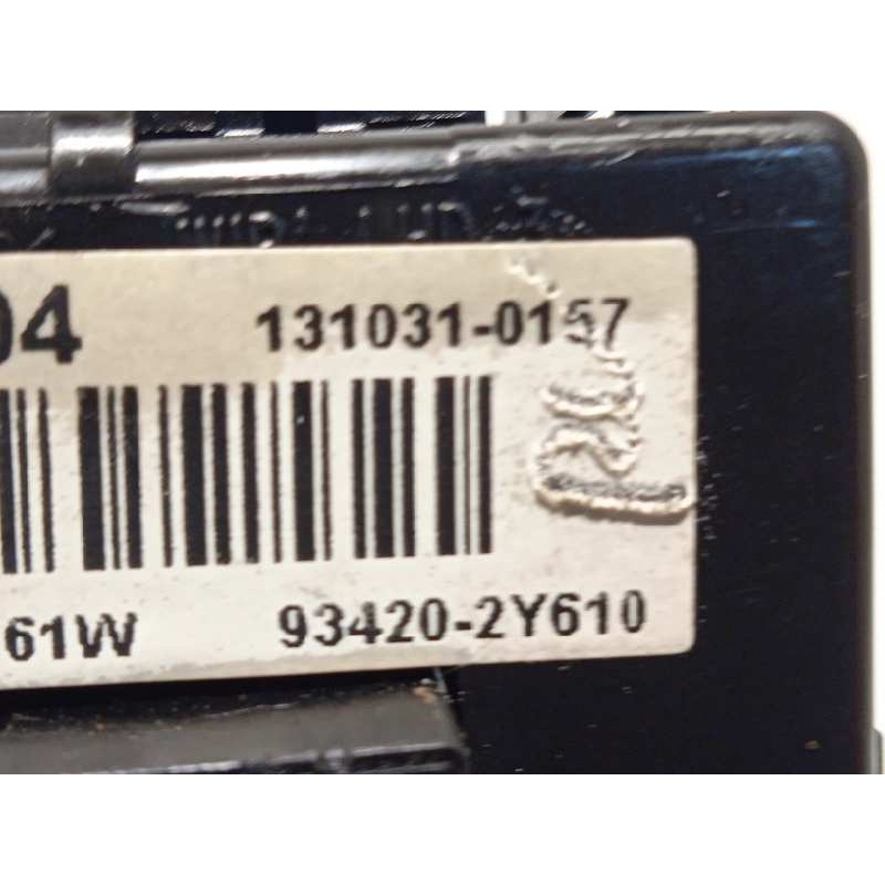 Recambio de mando limpia para hyundai i40 style blue referencia OEM IAM 934202Y610  