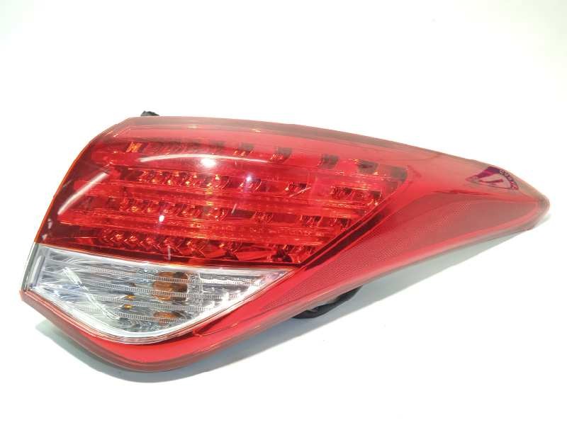 Recambio de piloto trasero derecho para hyundai i40 style blue referencia OEM IAM 924023Z300  