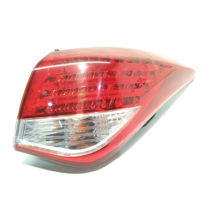 Recambio de piloto trasero derecho para hyundai i40 style blue referencia OEM IAM 924023Z300  