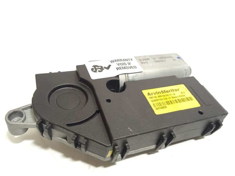 Recambio de motor techo electrico para chrysler grand voyager 2.8 crd cat referencia OEM IAM ARM504696715  