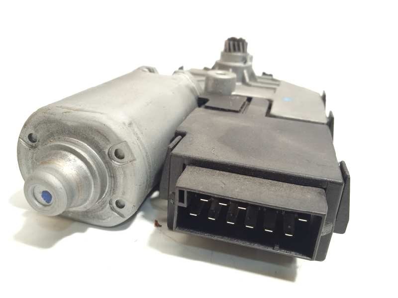 Recambio de motor techo electrico para chrysler grand voyager 2.8 crd cat referencia OEM IAM ARM504696715  