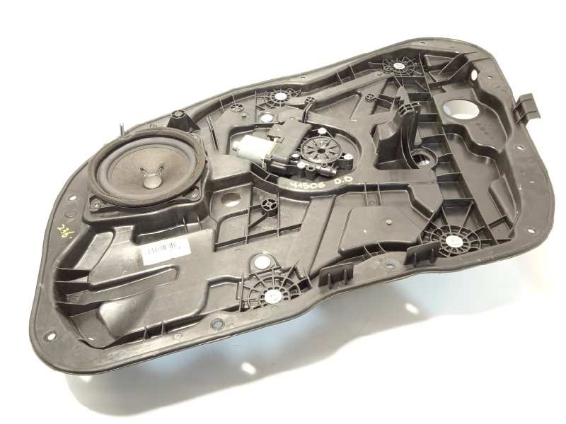 ELEVALUNAS DELANTERO DERECHO 813203Z020 F00S1A2934 824603Z010