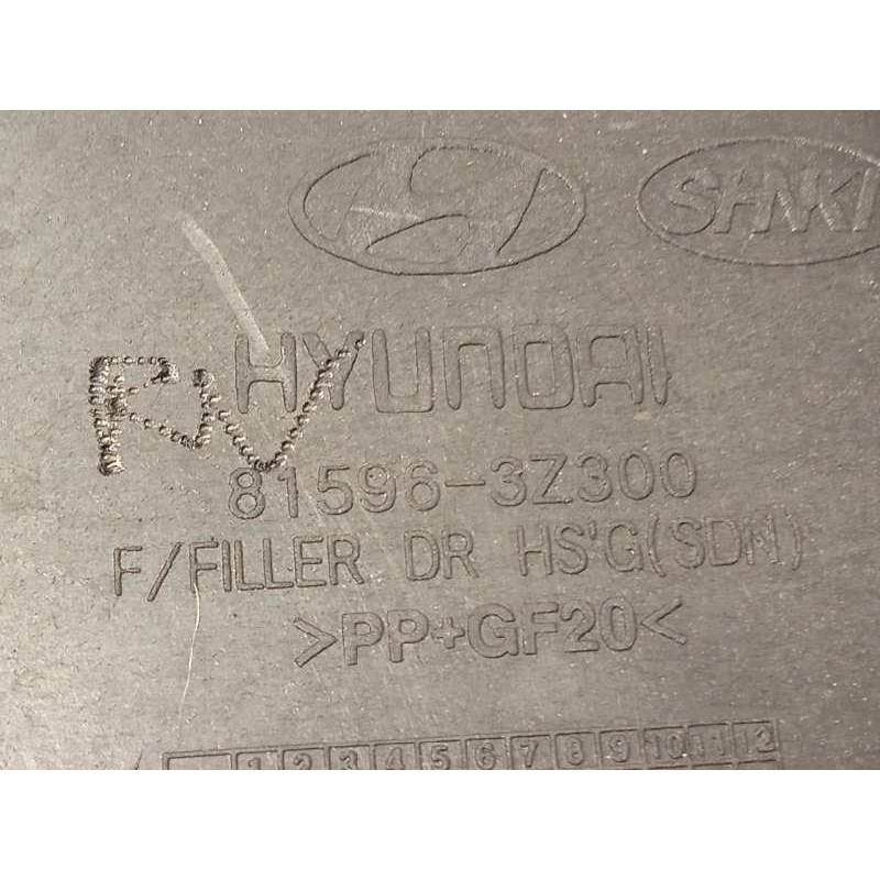 Recambio de tapa exterior combustible para hyundai i40 style blue referencia OEM IAM 815963Z300  