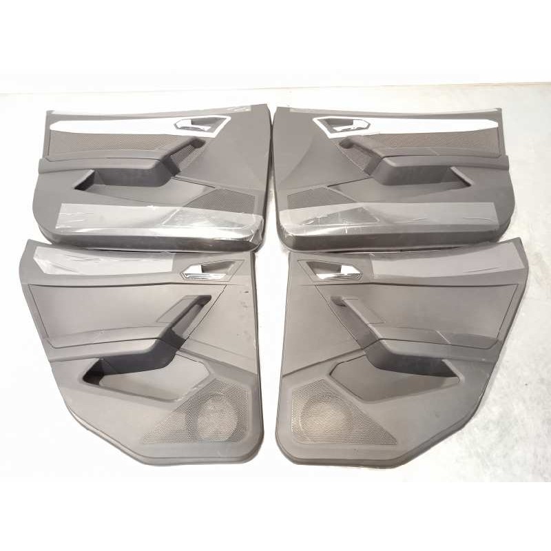 Recambio de juego asientos completo para seat arona xcellence referencia OEM IAM NOREF  