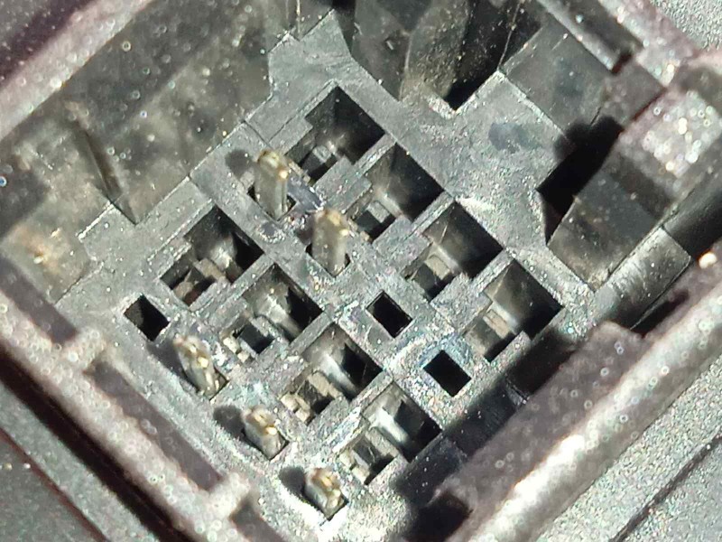 Recambio de retrovisor izquierdo para kia carnival ii 2.9 crdi cat referencia OEM IAM 0K54M69180XX  