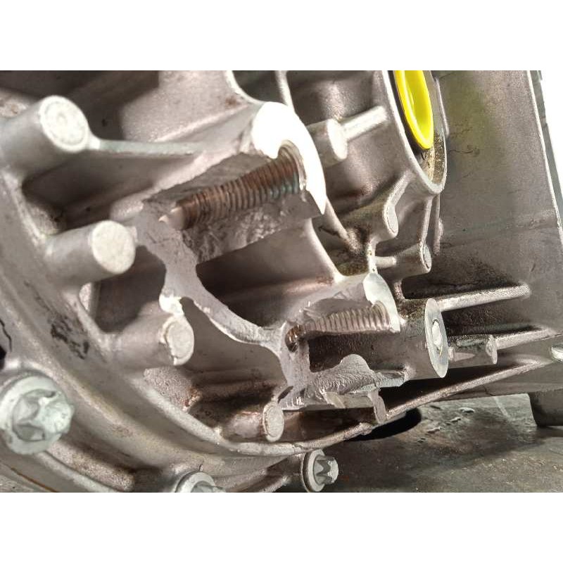 Recambio de despiece caja cambios para jeep renegade 1.6 m-jet cat referencia OEM IAM 55250410 1964545 55269350