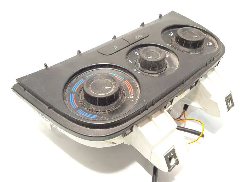 Recambio de mando calefaccion / aire acondicionado para fiat doblo 1.4 16v turbo referencia OEM IAM 735498657  