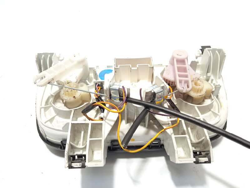 Recambio de mando calefaccion / aire acondicionado para fiat doblo 1.4 16v turbo referencia OEM IAM 735498657  