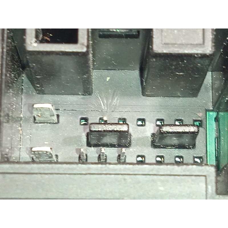 Recambio de elevalunas trasero izquierdo para volkswagen polo (6c1) 1.6 highl referencia OEM IAM 6R0959811N  