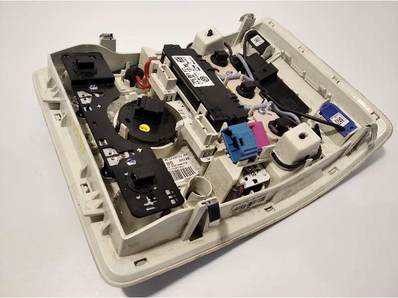Recambio de luz interior para volkswagen touareg (7p5) 3.0 v6 tdi referencia OEM IAM 7P6951171  7P6947001