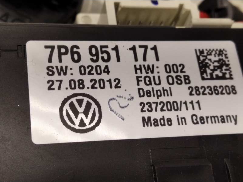 Recambio de luz interior para volkswagen touareg (7p5) 3.0 v6 tdi referencia OEM IAM 7P6951171  7P6947001