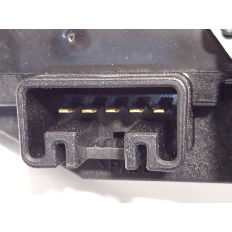 Recambio de motor limpia trasero para toyota auris touring sports (e18) 1.6 d-4d cat referencia OEM IAM 8513002050  2596002501