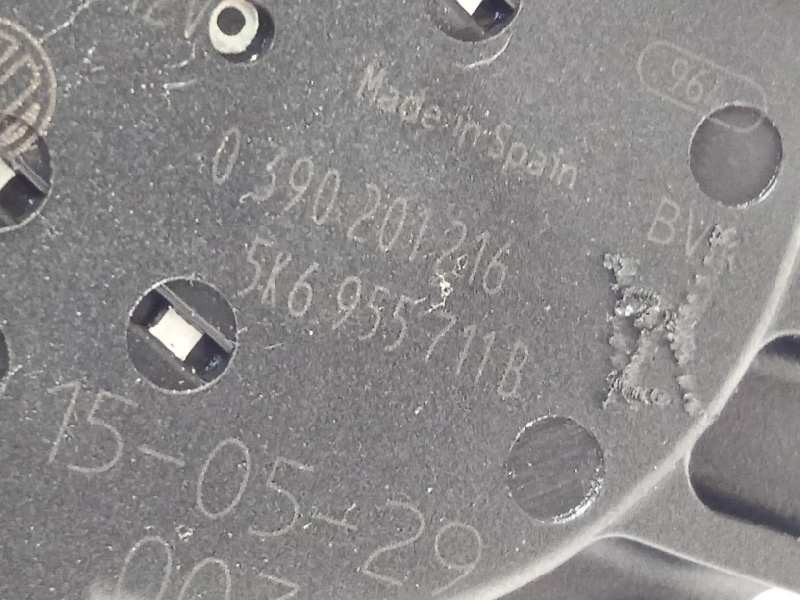 Recambio de motor limpia trasero para volkswagen polo (6c1) 1.6 highl referencia OEM IAM 5K6955711B  0390201216