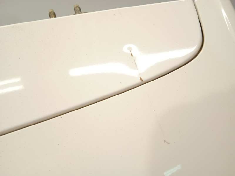 Recambio de porton trasero para kia carens ( ) concept referencia OEM IAM 73700A4040  