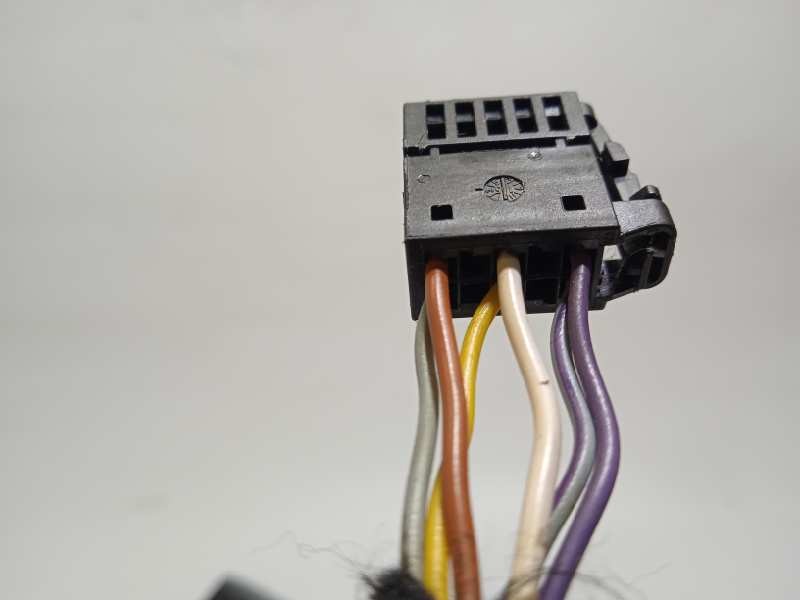 Recambio de retrovisor derecho para volkswagen polo (6c1) 1.6 highl referencia OEM IAM 6C1857502C  6C1857502CC9A