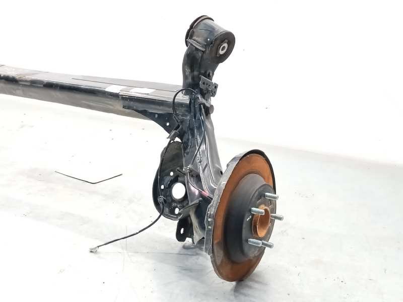 Recambio de puente trasero para kia carens ( ) concept referencia OEM IAM A4W096459  55100A4060