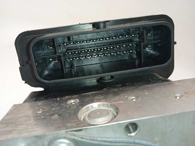 Recambio de abs para renault clio iv limited referencia OEM IAM 476601842R 0265956527 269722