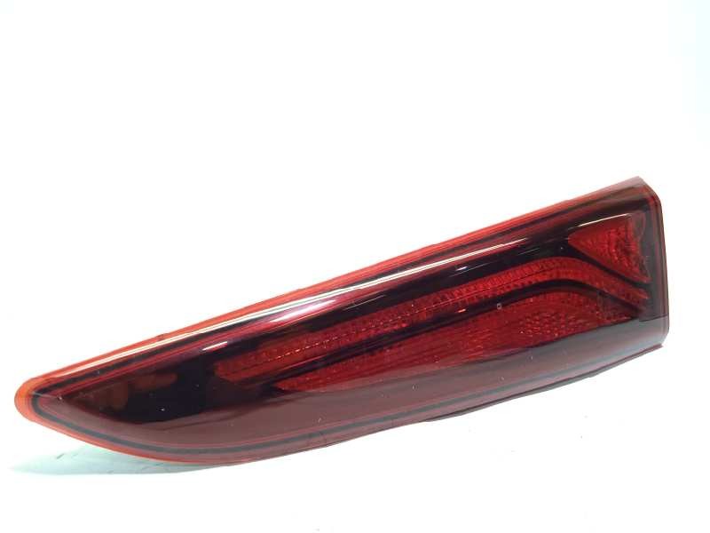 Recambio de piloto trasero derecho interior para hyundai kona klass hybrid 2wd referencia OEM IAM 92404J9000  