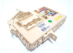 Recambio de caja reles / fusibles para hyundai i30 (gd) classic referencia OEM IAM 91950A6021   2